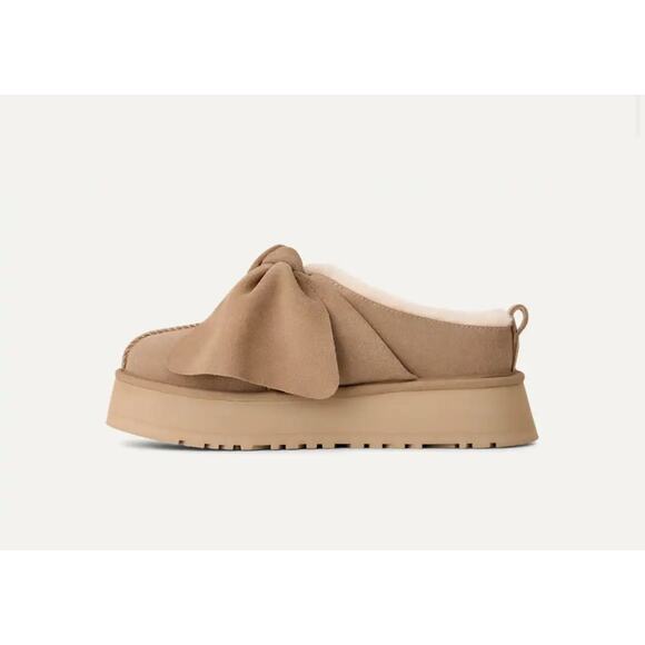 NWT Ugg Platform Slip-On Bow Sand Womens Size 7 - Picture 3 of 15